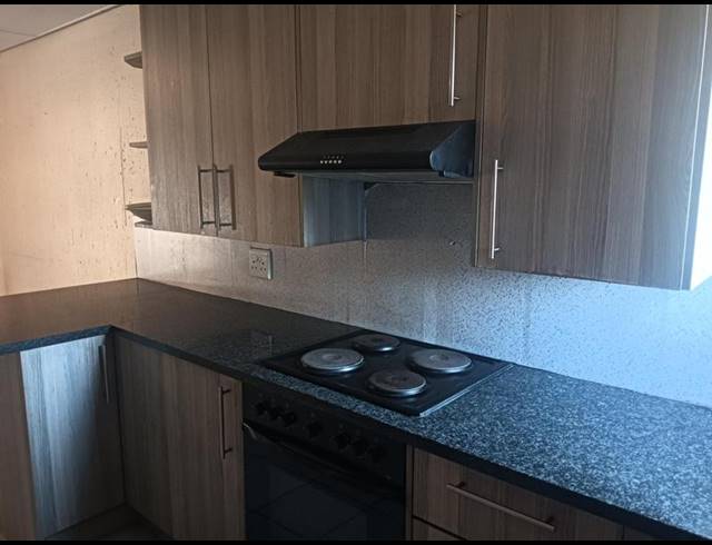 2 BEDROOM APARTMENT FOR SALE IN CRUYWAGEN PARK